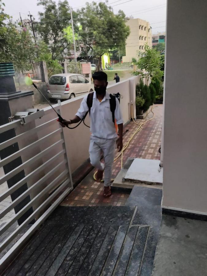 Hotel Sai Guest House Nagpur Bagian luar foto