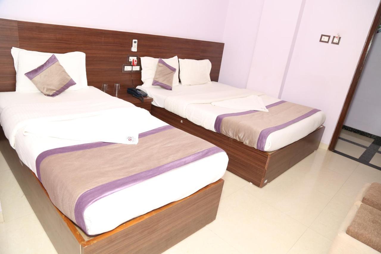 Hotel Sai Guest House Nagpur Bagian luar foto