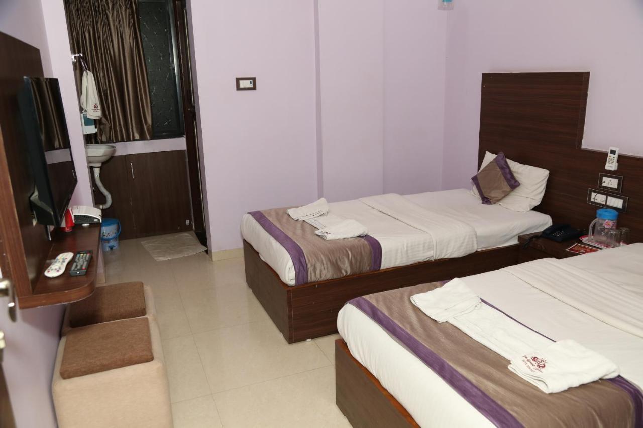 Hotel Sai Guest House Nagpur Bagian luar foto